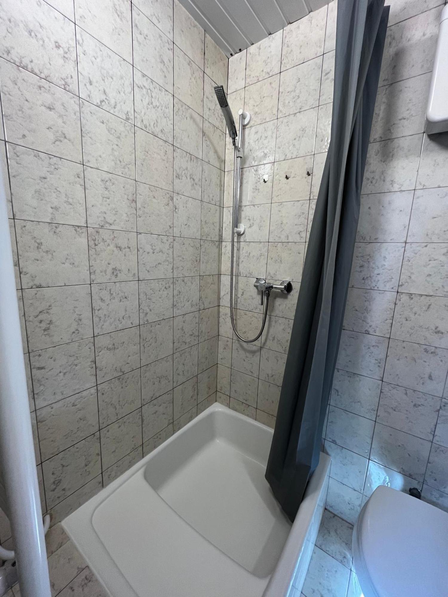 Hotel Tang House 唐舍 à Budapest Extérieur photo