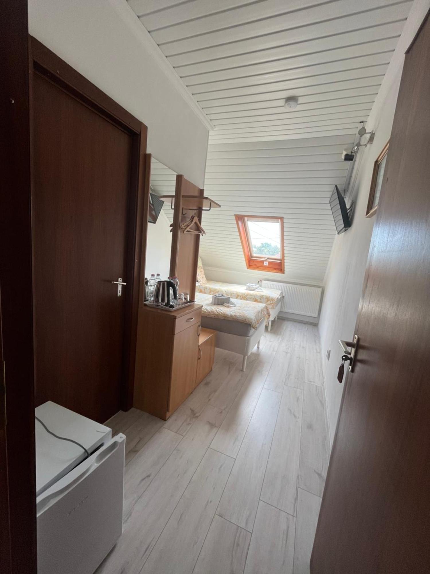 Hotel Tang House 唐舍 à Budapest Extérieur photo